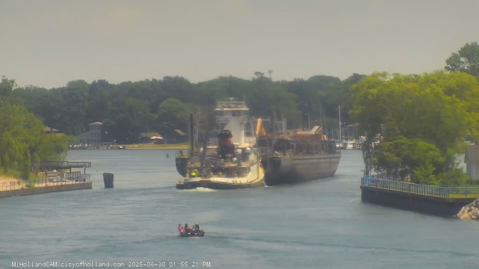 Pere Marquette 41 and Undaunted Tug Entering Lake Mac